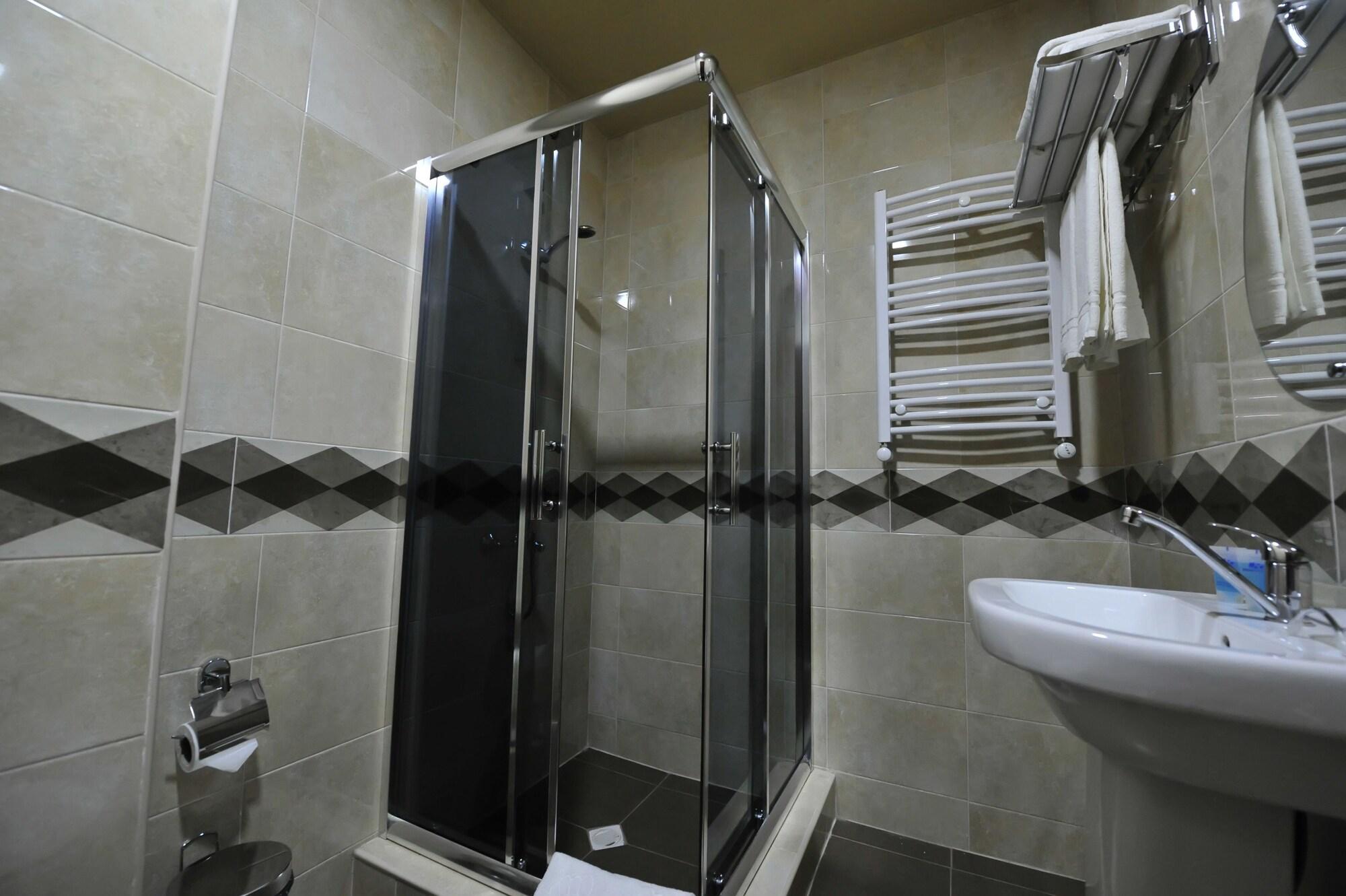 Rogalux Blue Hotell Tbilisi Exteriör bild