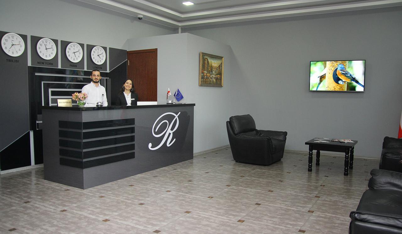 Rogalux Blue Hotell Tbilisi Exteriör bild