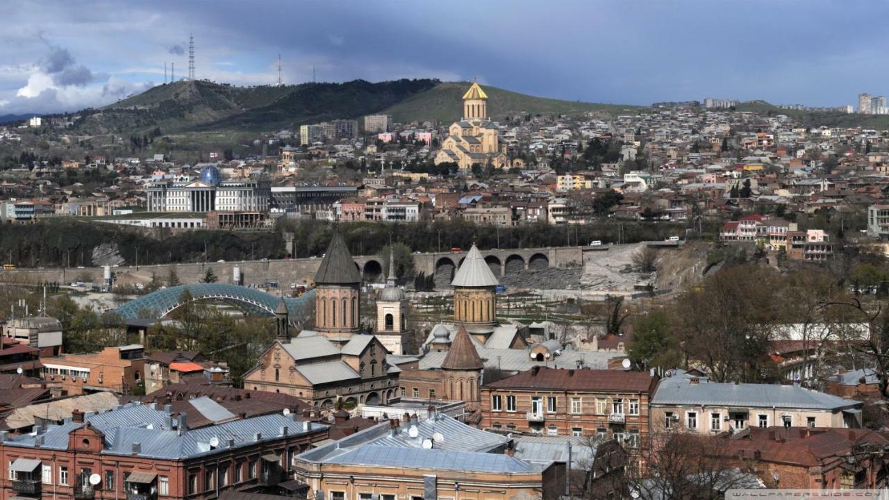 Rogalux Blue Hotell Tbilisi Exteriör bild