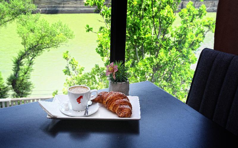 Rogalux Blue Hotell Tbilisi Exteriör bild